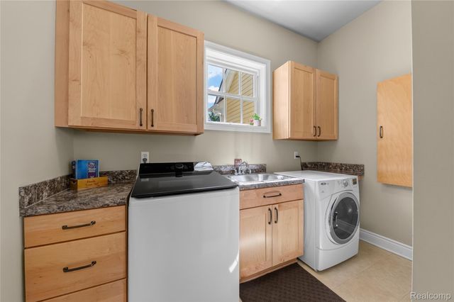 50325 Hancock Street, Canton Charter Township, MI 48188