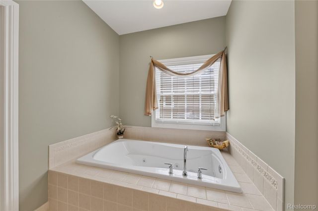 50325 Hancock Street, Canton Charter Township, MI 48188