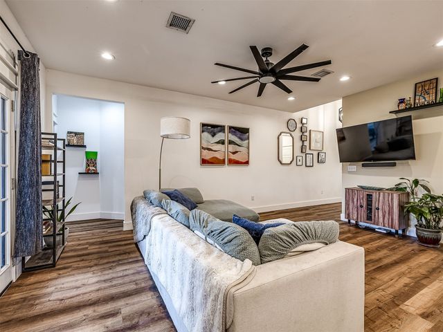 437 E Latimer Place, Tulsa, OK 74106