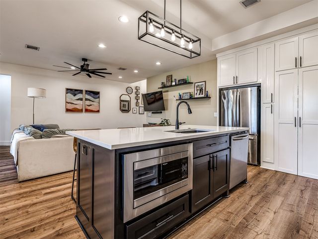 437 E Latimer Place, Tulsa, OK 74106