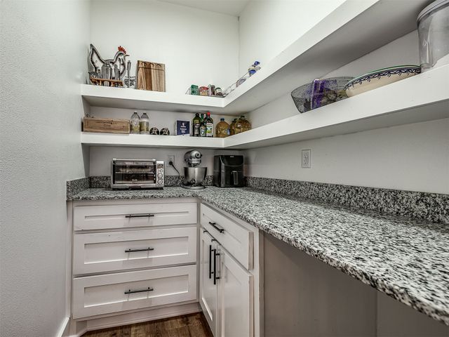 437 E Latimer Place, Tulsa, OK 74106