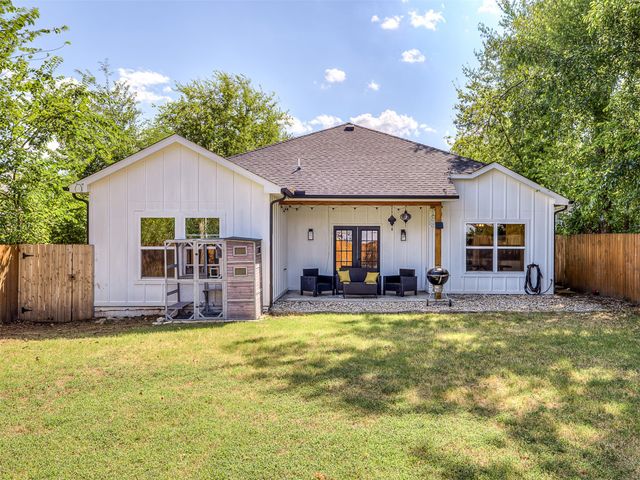 437 E Latimer Place, Tulsa, OK 74106