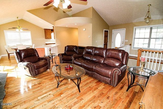 316 Saddleback Way, Sevierville, TN 37862