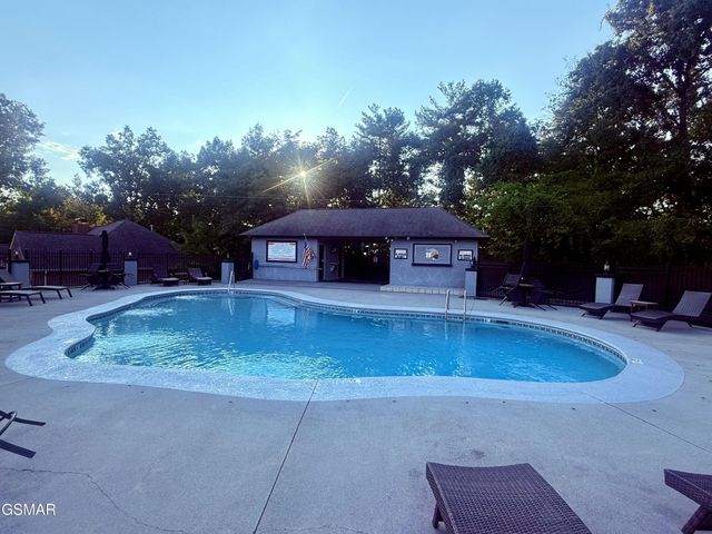 316 Saddleback Way, Sevierville, TN 37862