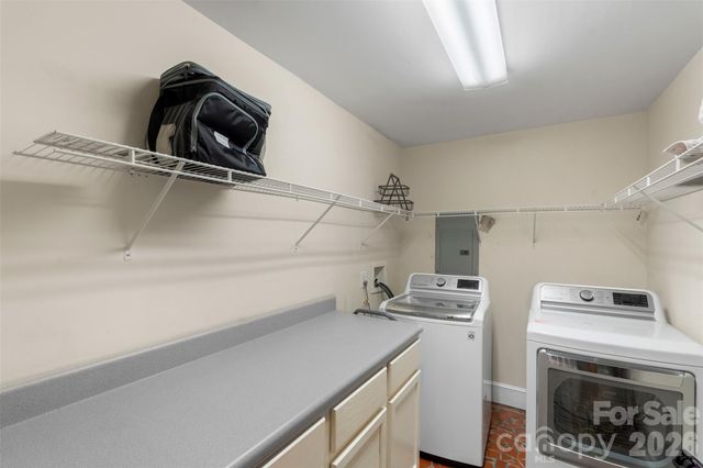 5322 Baker Drive, Charlotte, NC 28210