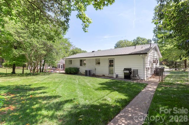 5322 Baker Drive, Charlotte, NC 28210