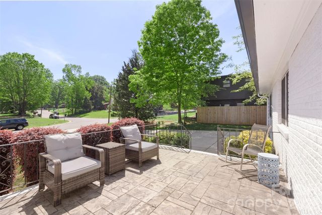 5322 Baker Drive, Charlotte, NC 28210