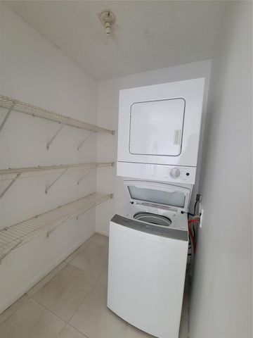 497 Lake Dora Drive 497, West Palm Beach, FL 33411