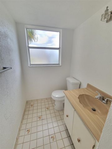 497 Lake Dora Drive 497, West Palm Beach, FL 33411