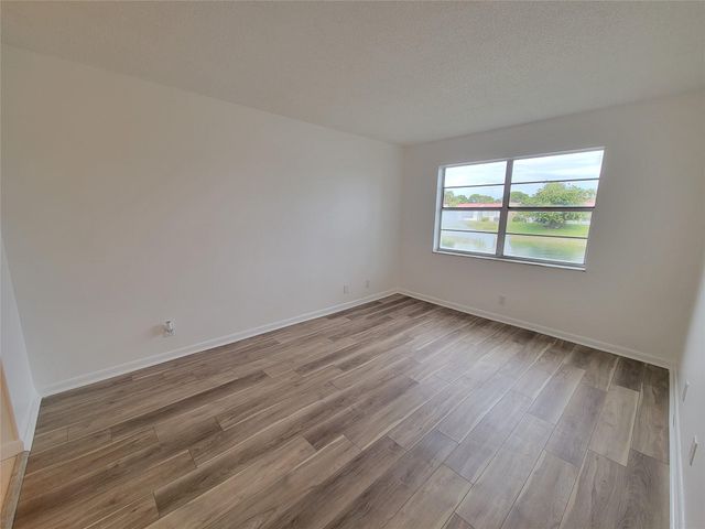 497 Lake Dora Drive 497, West Palm Beach, FL 33411