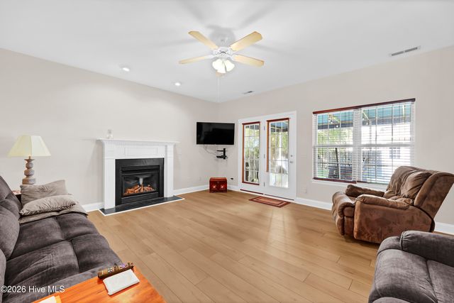 6319 Shire Lane, Wilmington, NC 28411