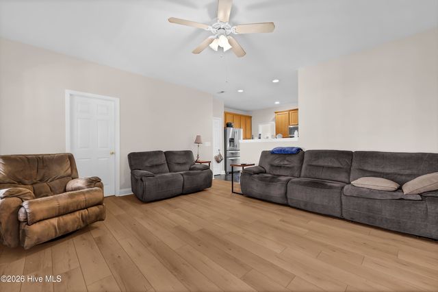 6319 Shire Lane, Wilmington, NC 28411