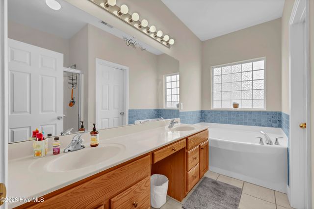 6319 Shire Lane, Wilmington, NC 28411