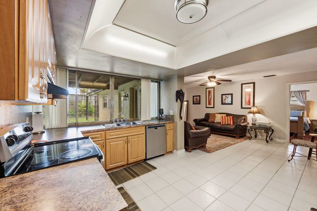 11748 NW 28th Street, Coral Springs, FL 33065