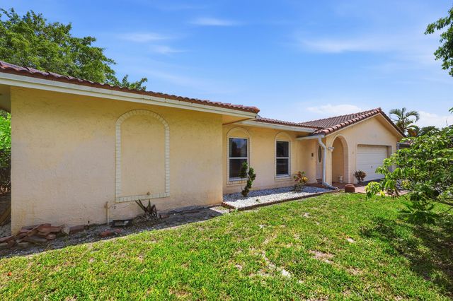 11748 NW 28th Street, Coral Springs, FL 33065