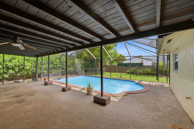 11748 NW 28th Street, Coral Springs, FL 33065