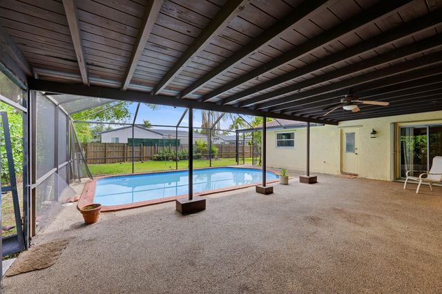 11748 NW 28th Street, Coral Springs, FL 33065