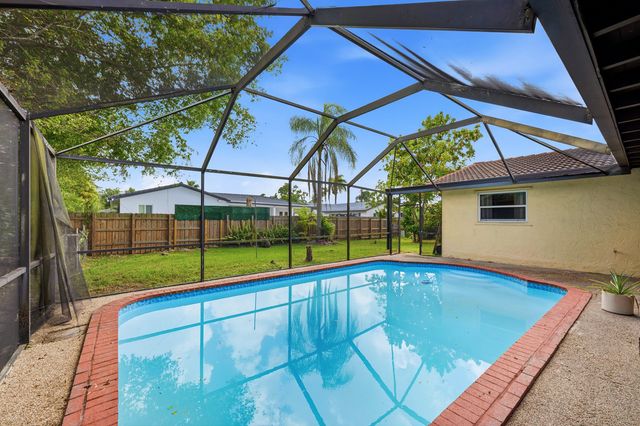 11748 NW 28th Street, Coral Springs, FL 33065