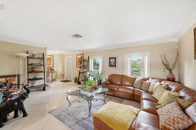 11748 NW 28th Street, Coral Springs, FL 33065