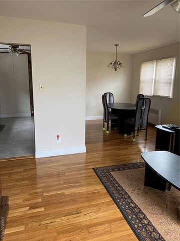 81-46 266 St, Glen Oaks, NY 11004