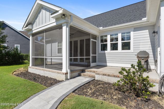3794 Old Crabapple Court NE, Leland, NC 28451