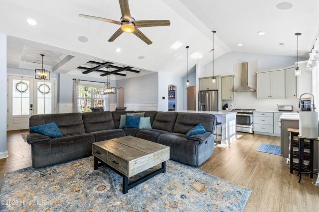 3794 Old Crabapple Court NE, Leland, NC 28451