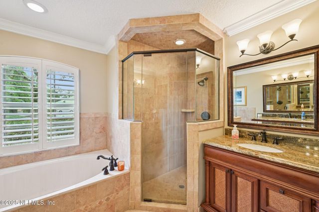 1221 CREEKWOOD Way S, St. Johns, FL 32259