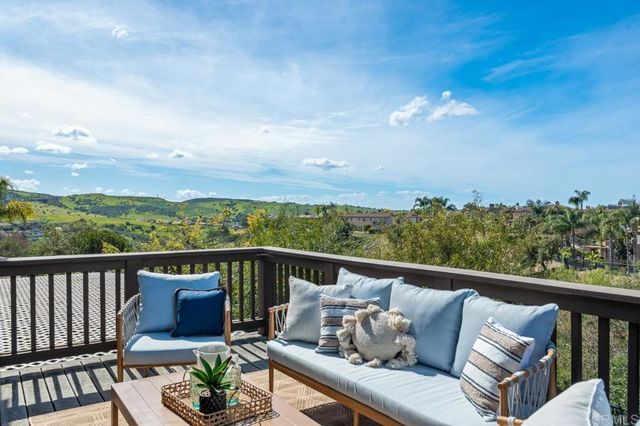 16242 Pinto Ridge Drive, San Diego, CA 92127