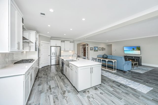 410 Elm Cove Way, Summerville, SC 29486