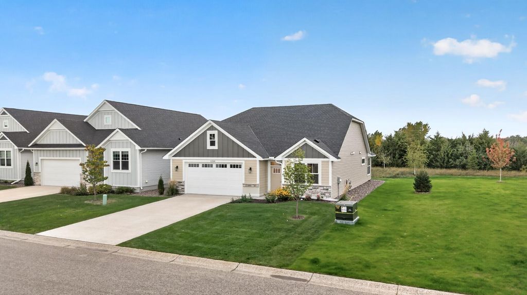 12588 Masters Lane, Lindstrom, MN 55045 — photo 2