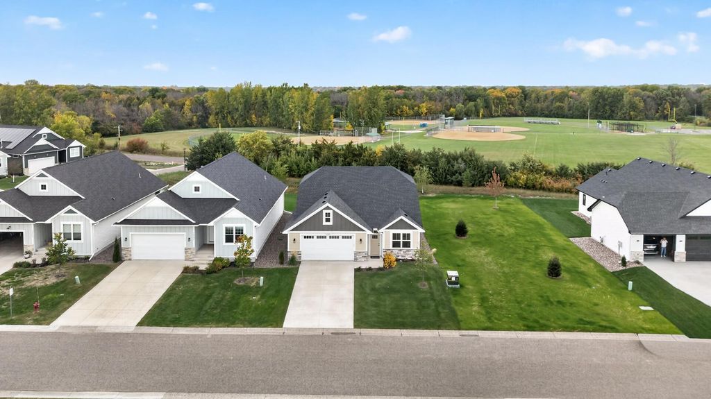 12588 Masters Lane, Lindstrom, MN 55045 — photo 3
