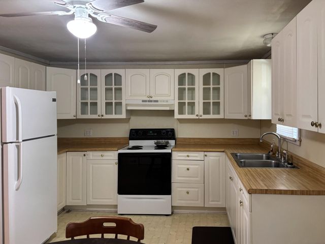 2807 State Highway P, Theodosia, MO 65761