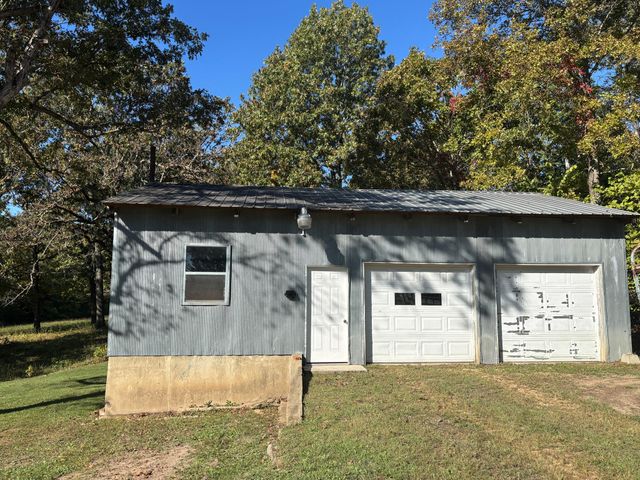 2807 State Highway P, Theodosia, MO 65761