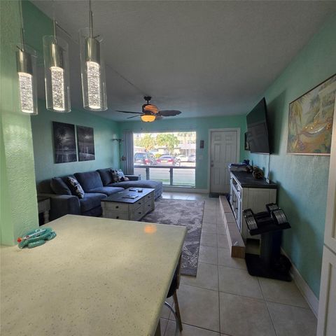 3212 NE 7th Place 4, Pompano Beach, FL 33062