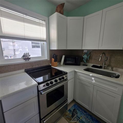 3212 NE 7th Place 4, Pompano Beach, FL 33062