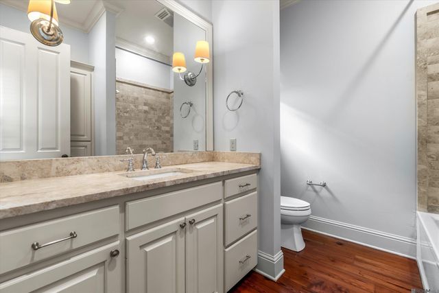 9848 Grenwich Ave, Baton Rouge, LA 70809