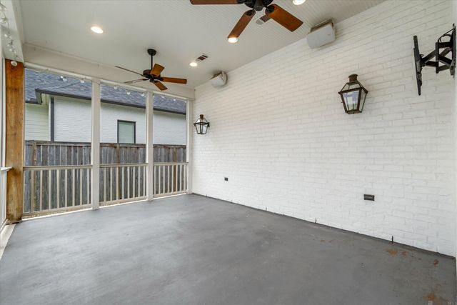 9848 Grenwich Ave, Baton Rouge, LA 70809