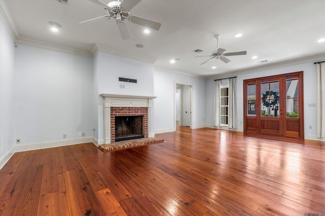 9848 Grenwich Ave, Baton Rouge, LA 70809