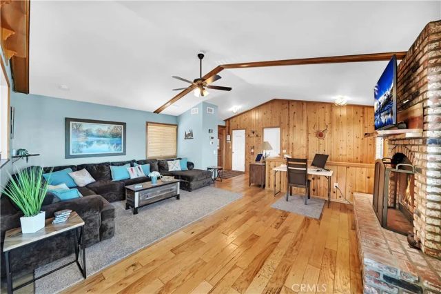 30895 Summit Drive, Running Springs, CA 92382
