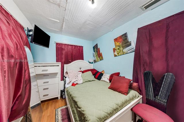 2600 SW 2nd St, Miami, FL 33135