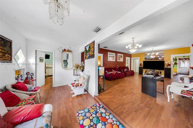 2600 SW 2nd St, Miami, FL 33135