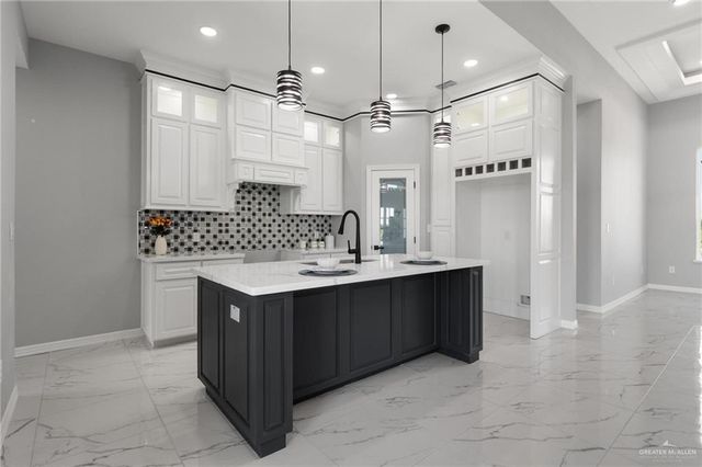 1014 Olivia Drive, Mercedes, TX 78570