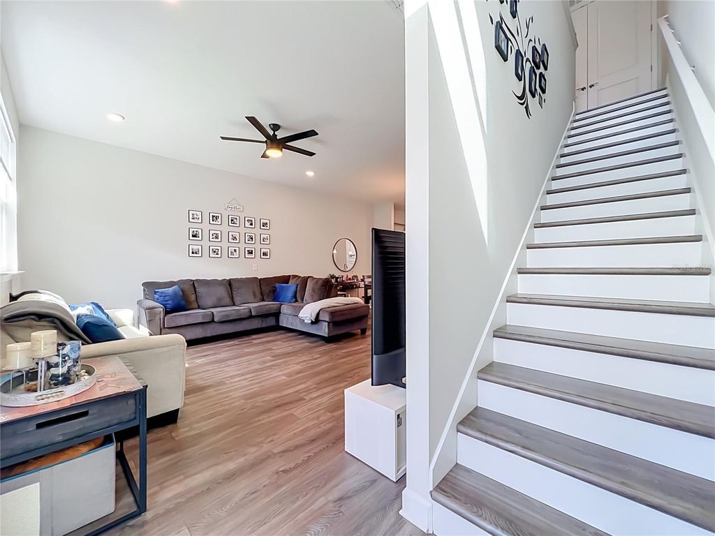 Image 36 of property listing at 3427 NORMAN LEWIS ALLEY, Orlando, FL 32828
