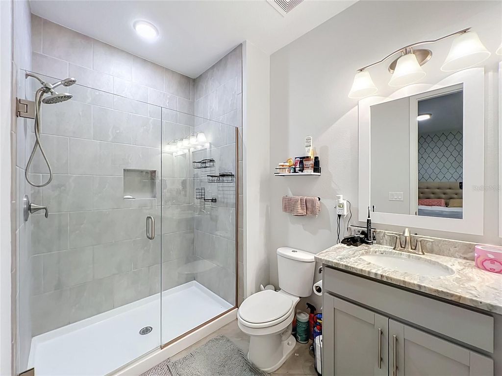 Image 43 of property listing at 3427 NORMAN LEWIS ALLEY, Orlando, FL 32828