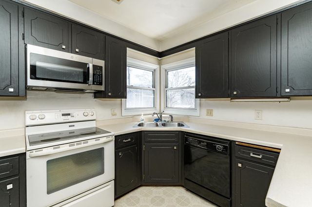 1615 16th Avenue NW, Rochester, MN 55901