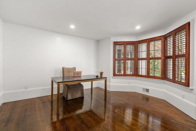 22 Plymouth Road, Wellesley, MA 02481