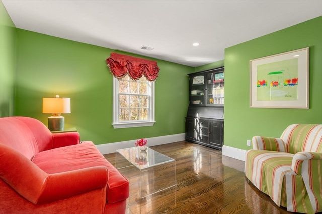 22 Plymouth Road, Wellesley, MA 02481