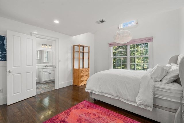 22 Plymouth Road, Wellesley, MA 02481
