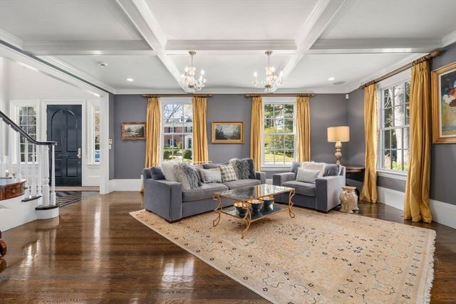 22 Plymouth Road, Wellesley, MA 02481