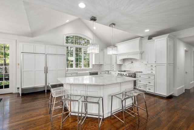 22 Plymouth Road, Wellesley, MA 02481